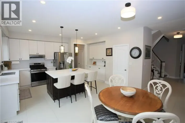 2295 GLAZEBROOK Circle, Oakville
