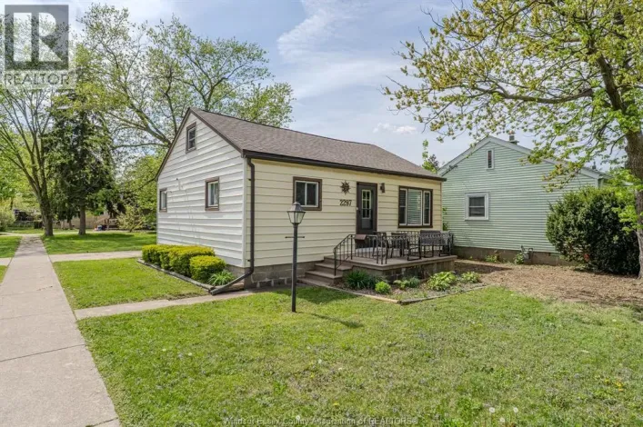 2297 PARENT, Windsor