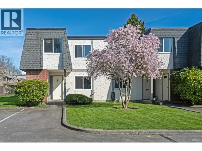 23 10840 SPRINGMONT DRIVE, Richmond