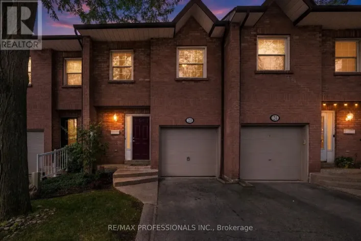 23 - 2004 GLENADA CRESCENT, Oakville
