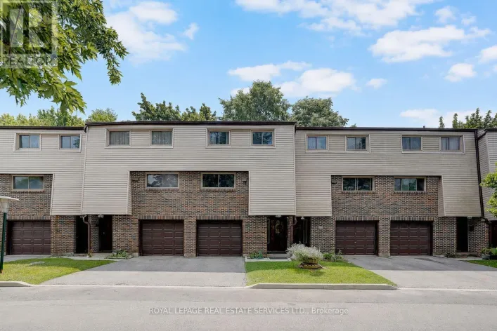 23 - 2020 PHARMACY AVENUE, Toronto