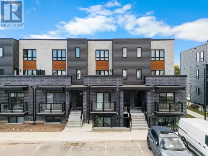 23 - 235 CHAPEL HILL DRIVE, Kitchener