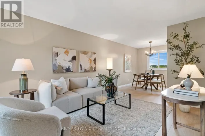 23 - 25 UPPER CANADA DRIVE, Kitchener