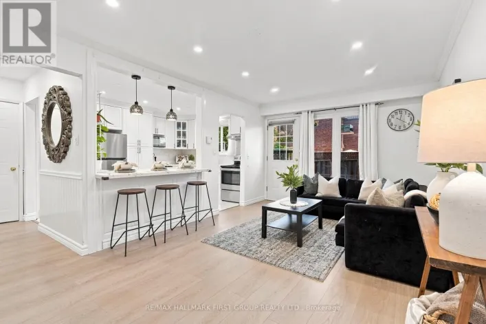 23 - 33 TAUNTON ROAD E, Oshawa