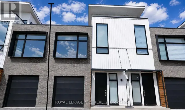 23 - 37 SUMMERSIDE MEWS, Pelham