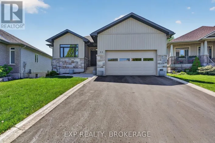 23 ADMIRAL'S COURT, Loyalist