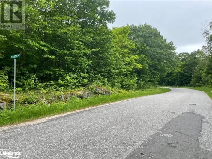 23 AHMIC LAKE ROAD, Magnetawan