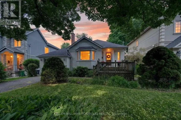 23 ASHBOURNE DRIVE, Toronto