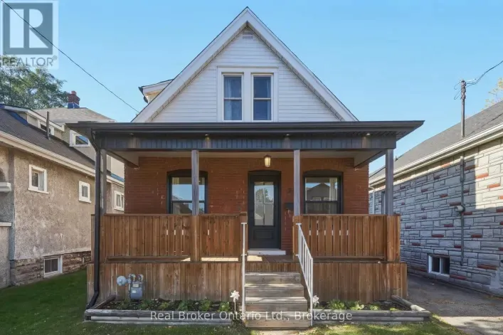 23 BARONS AVENUE N, Hamilton