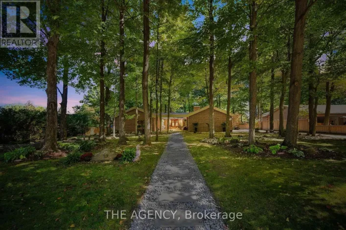 23 CEDARWOOD CRESCENT, King