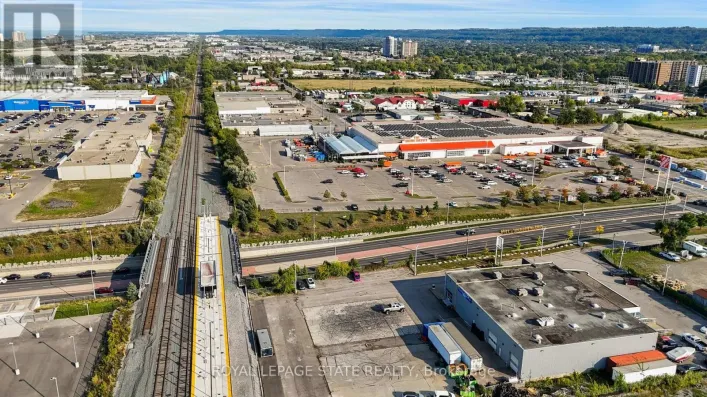 23 CENTENNIAL PARKWAY S, Hamilton