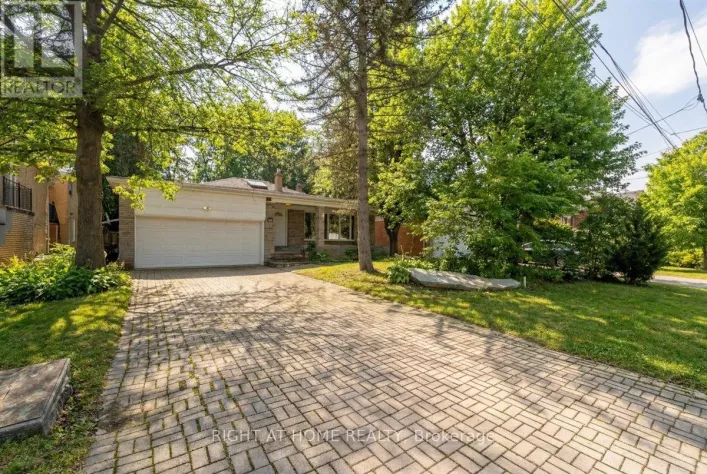 House for sale: 23 CHRISTINE CRESCENT, Toronto