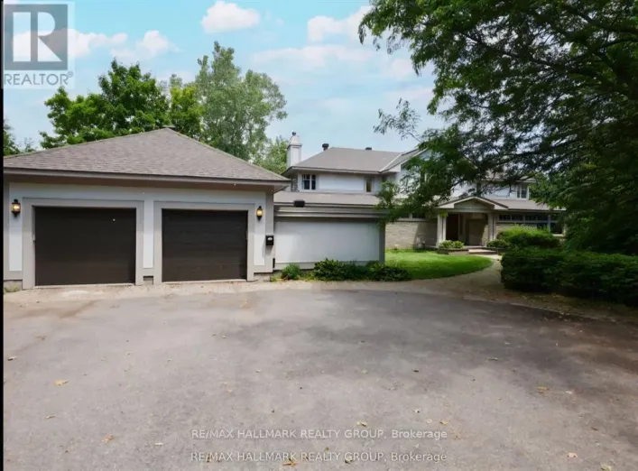 23 DAVIDSON DRIVE, Ottawa