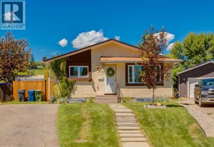23 Deer Lane Place SE, Calgary