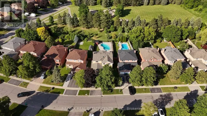 House for sale: 23 DEER VALLEY DRIVE, Caledon