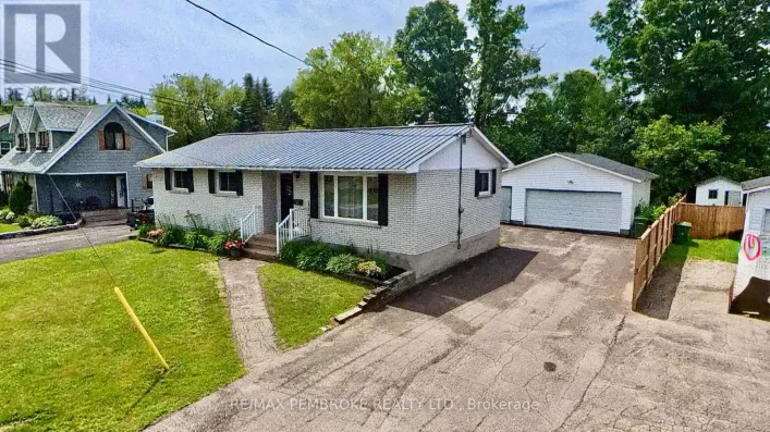 23 DORAN ROAD, Petawawa