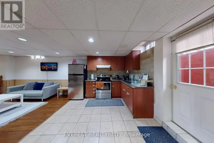 23 DUGGAN DRIVE, Brampton