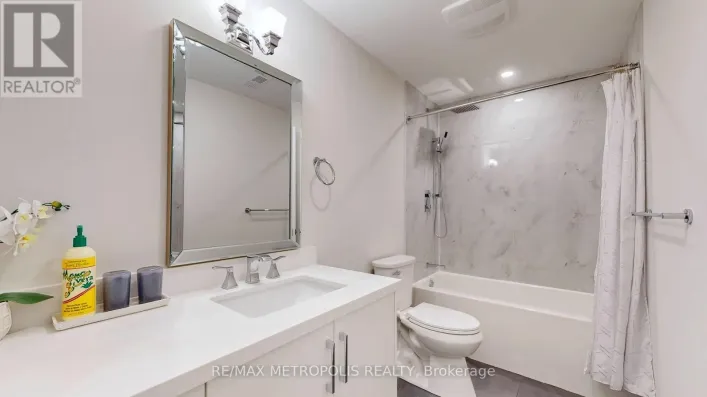 2&3 FLOOR - 165 MANNING AVENUE, Toronto