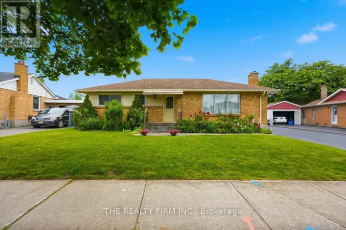 23 FRONTENAC ROAD, London South