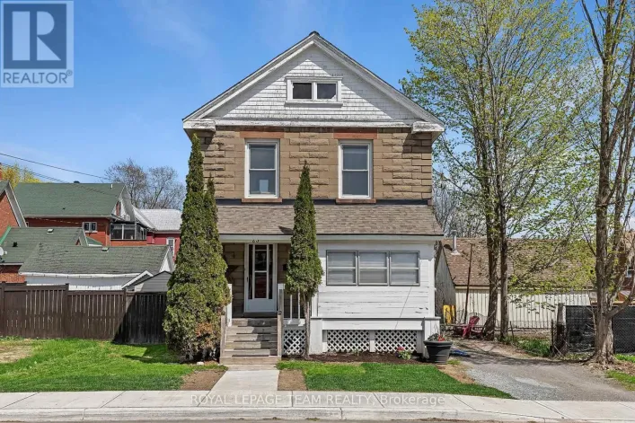 23 GEORGE STREET N, Smiths Falls