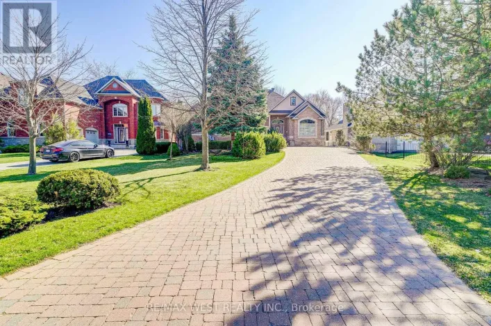23 HANOVER COURT, Whitby