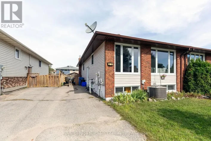 23 HARRIS DRIVE, North Bay