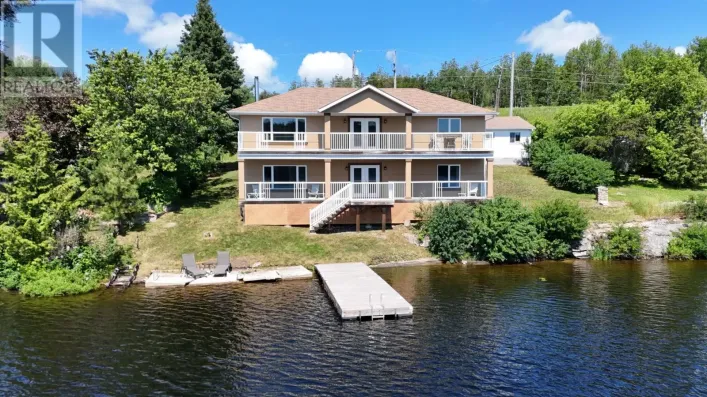23 Hawk Lake, District of Kenora