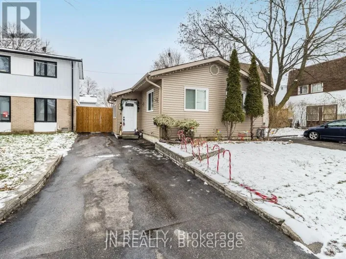23 HAZELGLEN COURT, Brampton