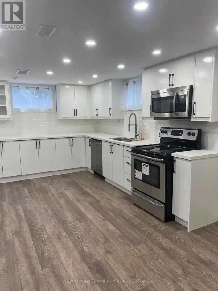 23 IRWIN AVENUE, Aurora