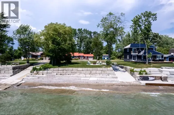 House for sale: 23 LAKEVIEW Line, Dunnville