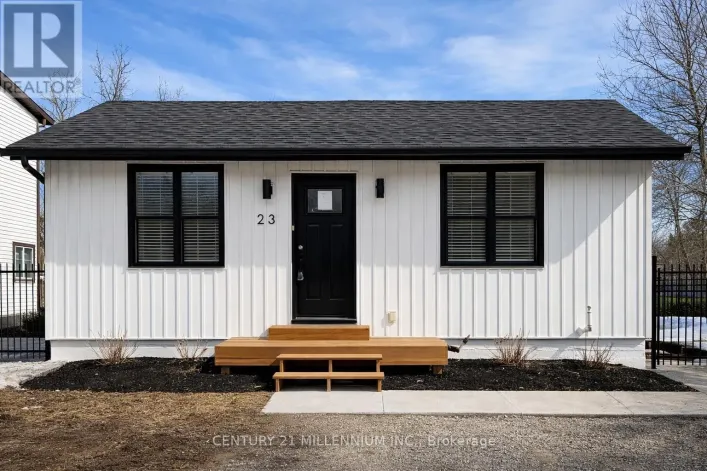 23 MAIN STREET, Erin