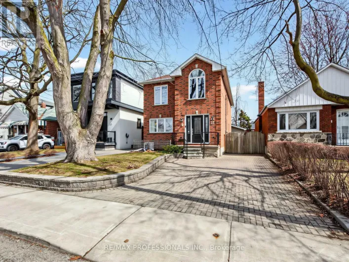 23 MCKAYFIELD ROAD, Toronto