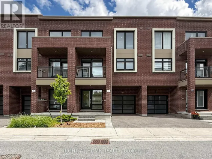 23 MONEYPENNY PLACE, Vaughan