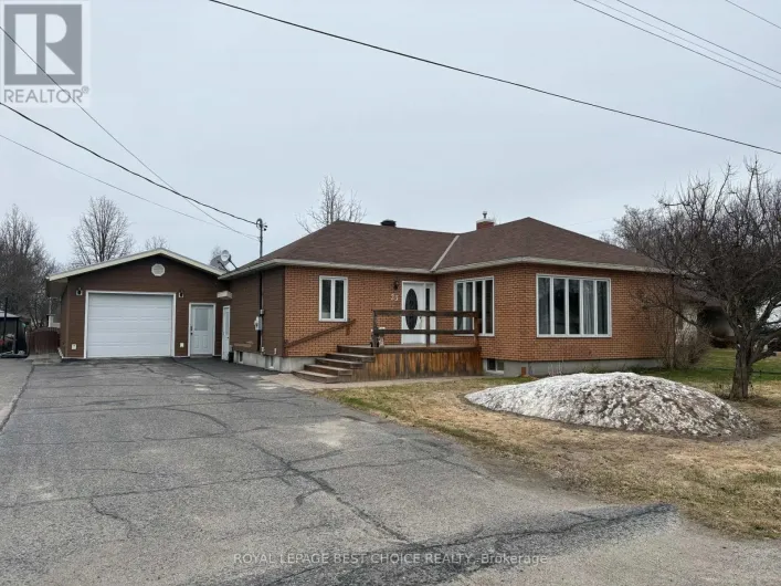 23 NINTH AVENUE, Englehart