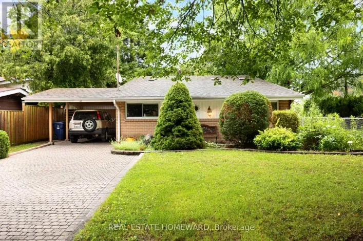 House for sale: 23 NORBURY CRESCENT, Toronto