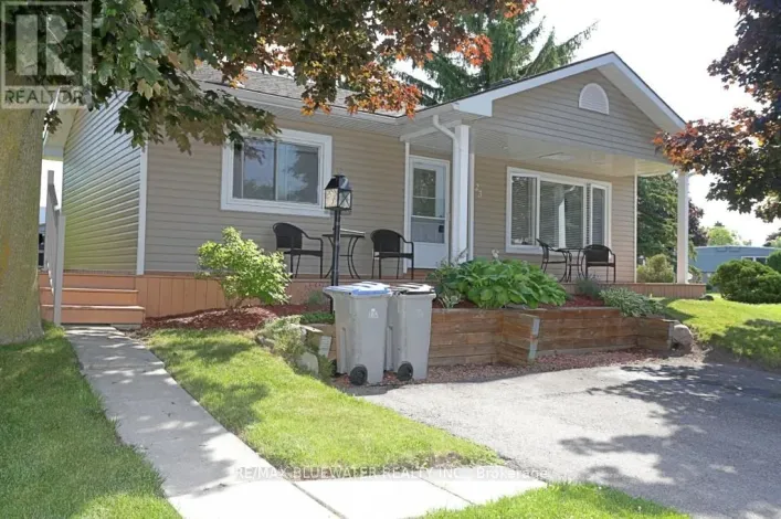 23 PEBBLE BEACH PARKWAY, South Huron