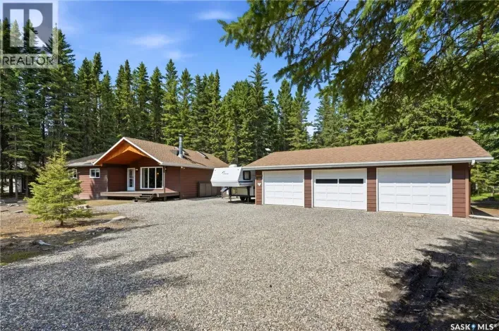 House for sale: 23 Saskatchewan DRIVE, Candle Lake