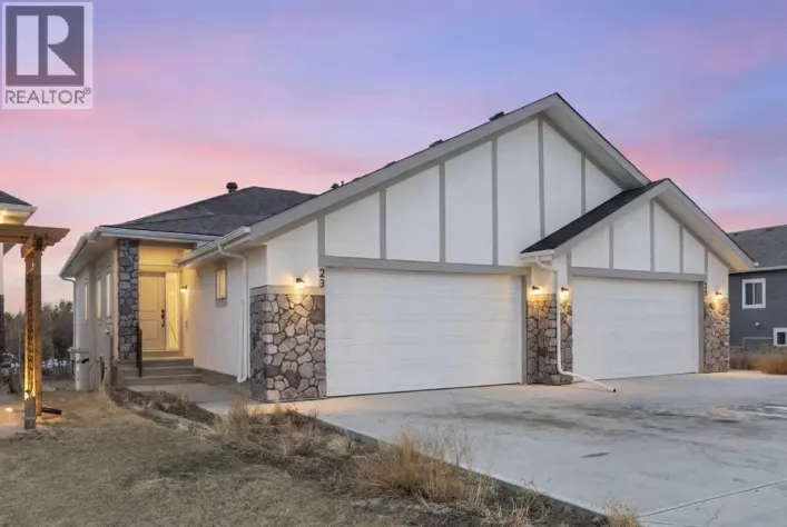 23 St. Andrews Close, Lyalta