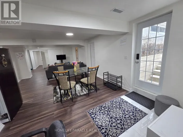 23 THISTLEDOWN CRESCENT, Whitby