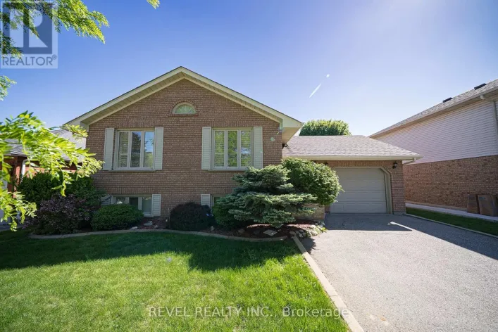23 TRILLIUM WAY, Brantford