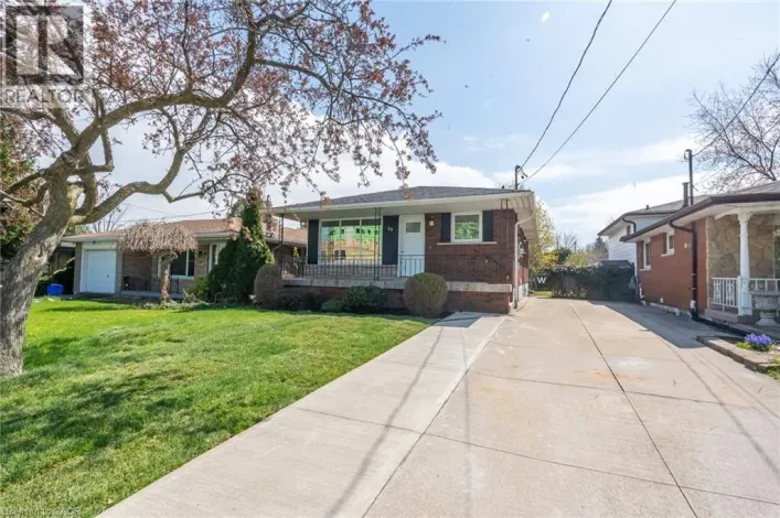 23 TYRONE Drive, Hamilton