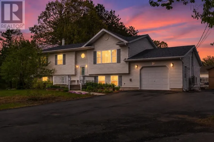 House for sale: 23 Valley Road, Wilmot