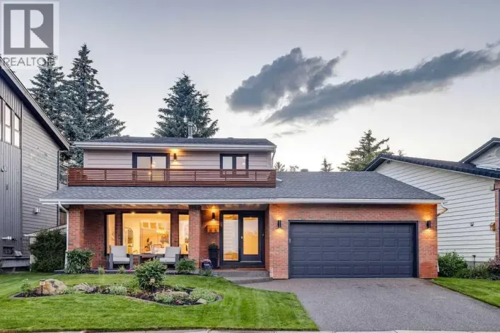 23 Woodgrove Crescent SW, Calgary