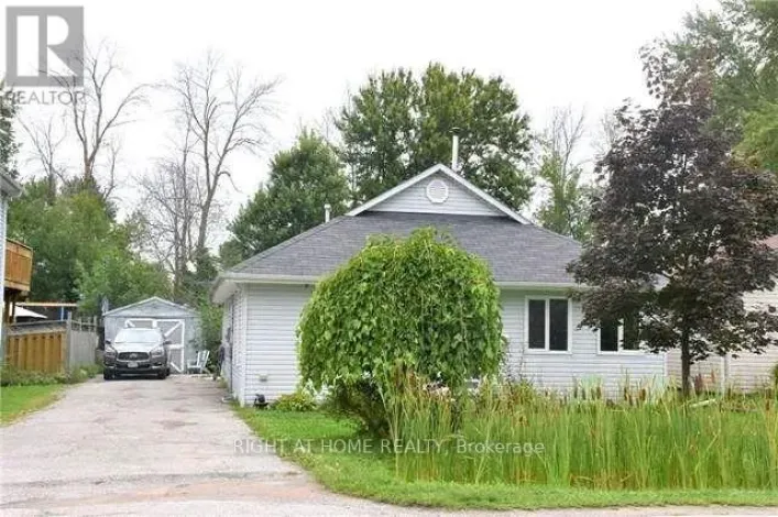 230 BAYVIEW AVENUE, Georgina