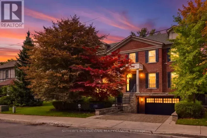 House for sale: 230 HILLHURST BOULEVARD, Toronto
