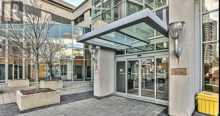 2301 - 125 VILLAGE GREEN SQUARE, Toronto