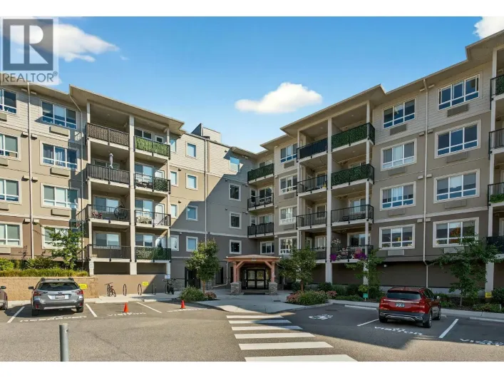 Apartment for sale: 2301 Carrington Road Unit# 120, West Kelowna