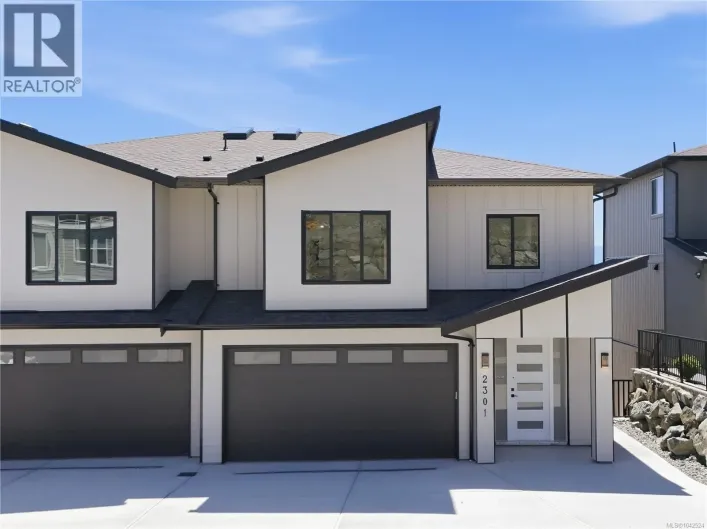 2301 Hudson Terr, Sooke