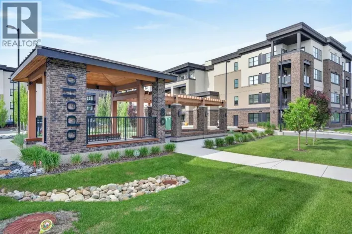 2302, 80 Greenbriar Place NW, Calgary
