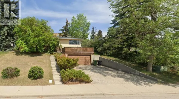 2304 JUNIPER Road NW, Calgary